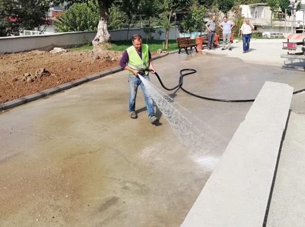 Okul Bahçesinin Temizlenmesinde Katkılarından Dolayı Silvan Belediyesi İşçilerine Teşekkür Ediyoruz.